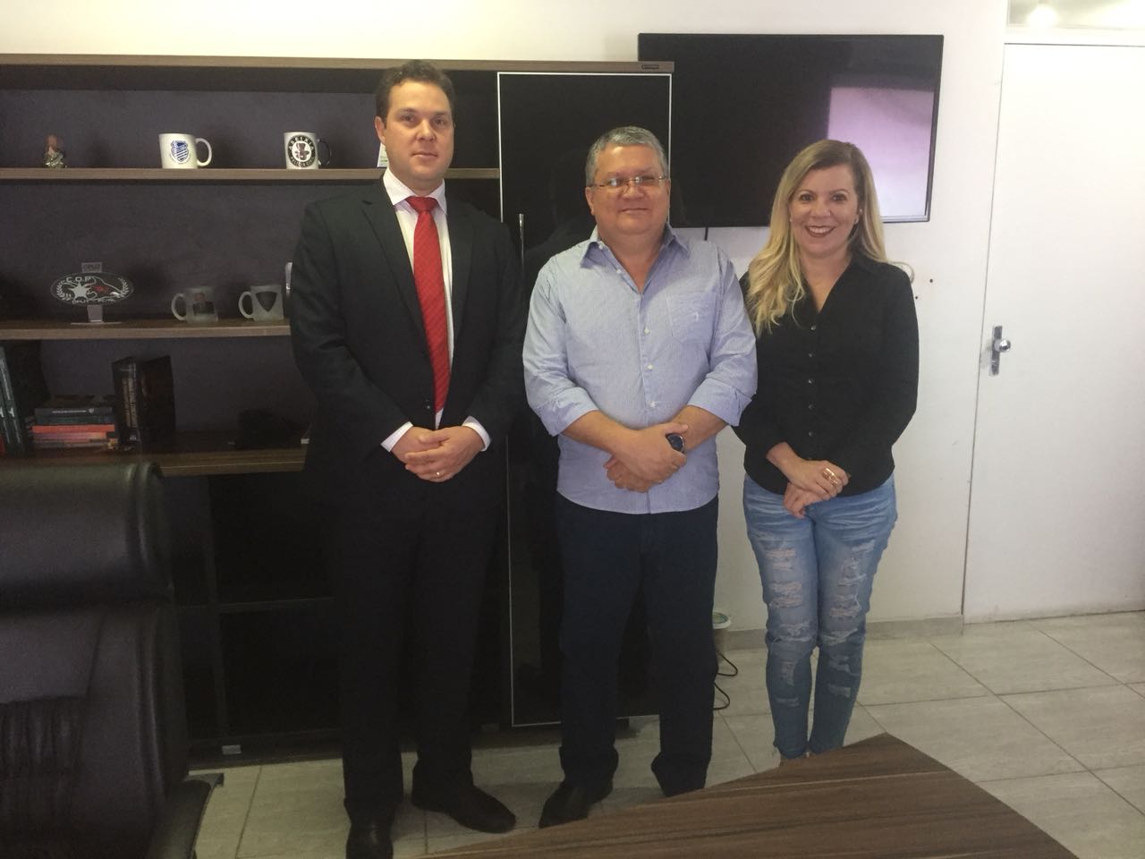 Diretor do Departamento de Polícia Especializada em visita institucional em Alagoas